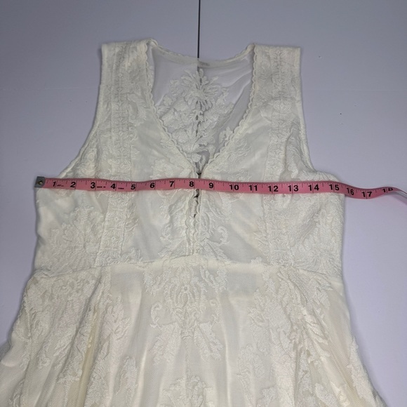 Free People Ivory Lace Fit & Flare Mini Dress | Sleeveless Boho Style | NWOT - Picture 3 of 8